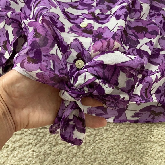 Banana Republic Tie Front Floral Blouse - Picture 5 of 6